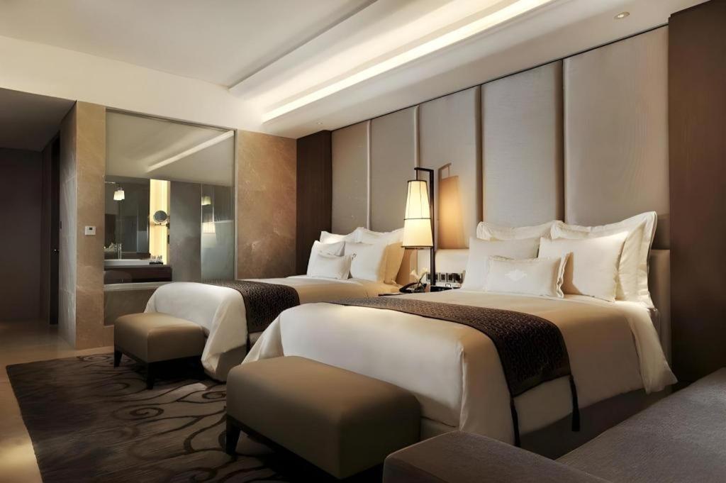 Hotel Tentrem Yogyakarta Kültér fotó