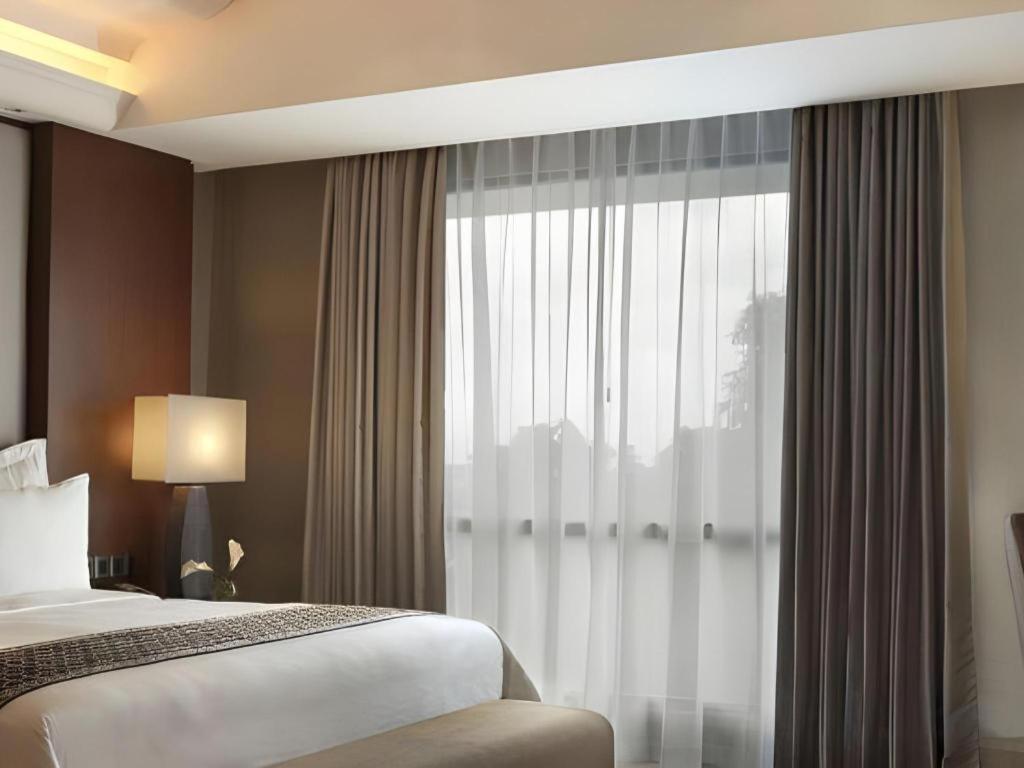 Hotel Tentrem Yogyakarta Kültér fotó