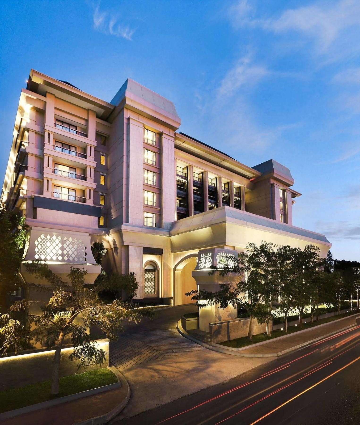 Hotel Tentrem Yogyakarta Kültér fotó